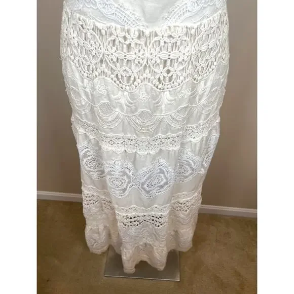 Alice + Olivia Alora Embroidered Crochet Lace Eyelet Floral Maxi Dress Size 4 Maxi